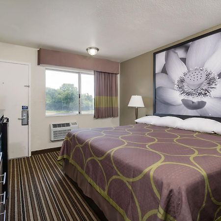 ซูเปอร์ 8 บาย วินด์แฮม ฟลอเรนซ์ Hotel ภายนอก รูปภาพ